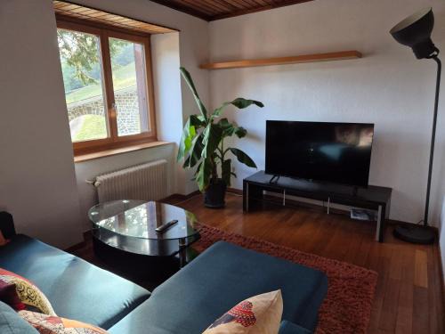 Les Avants Apartment | Bel appartement dans une maison villagesoise
