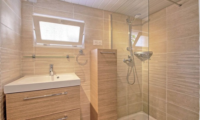 Le Mourillon Villa | Bel appartement de 50M2 au rez de jardin de villa très ensolleillé très calme