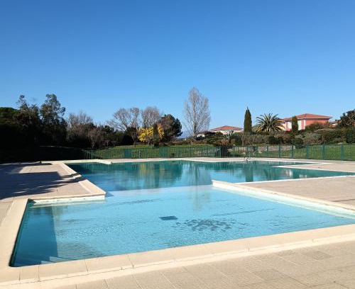 Frejus Apartment | Bel appartement résidence lac Aurélien