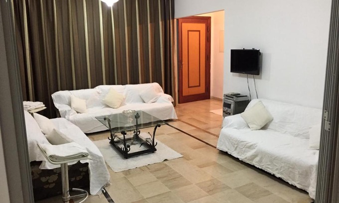 Cite Bel Air Apartment | Belaire host appartment