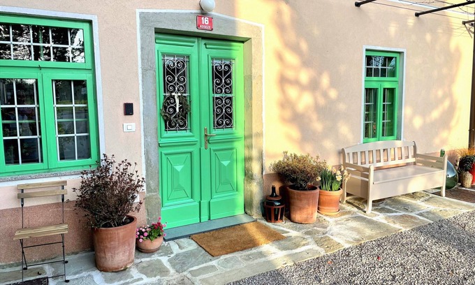 Ilirska Bistrica House | BELAKAPA authentic house with free parking and garden