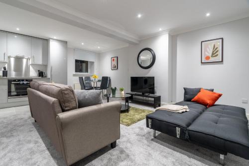 Airdrie Apartment | Bell Apartment