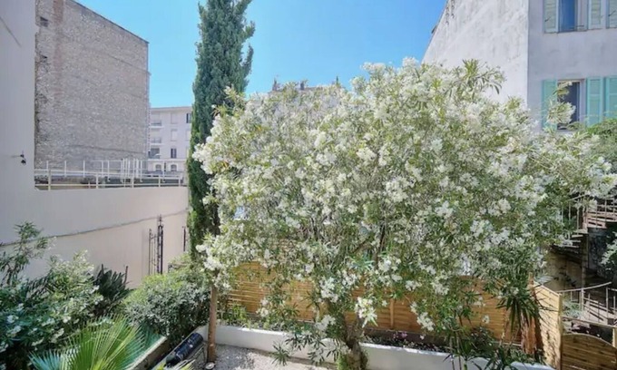 Prado - Republique Apartment | Belle Appartement Cinq Minutes Palais Festival et Plage