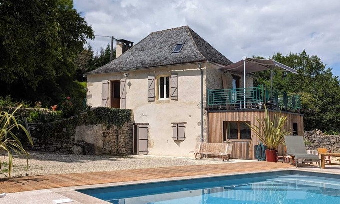 Martel House | Belle Maison de Vacances Avec Piscine au Cœur de la Vallée de la Dordogne