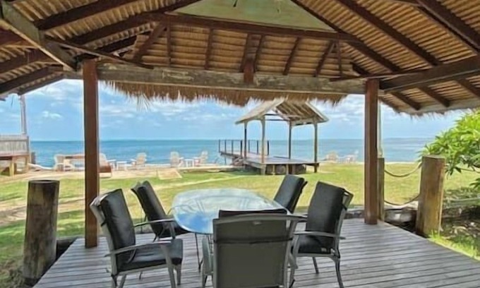 Amity Point Cabin | Belles on Ballow - Wombat Lodge