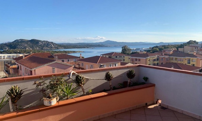 La Maddalena Apartment | Bellissima terrazza VISTA MARE