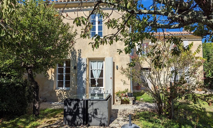 Belves-de-Castillon House | Bello Viso, Proche Saint Emilion Dans un Écrin de Verdure au Milieu des Vignes