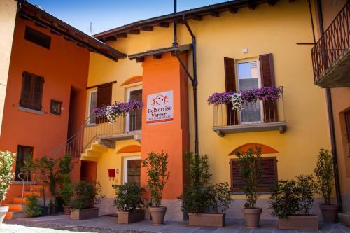 Aggregazione Rionale 9 House | BelSorrisoVarese - Elegance City Residence Private Parking -Reservation Required-