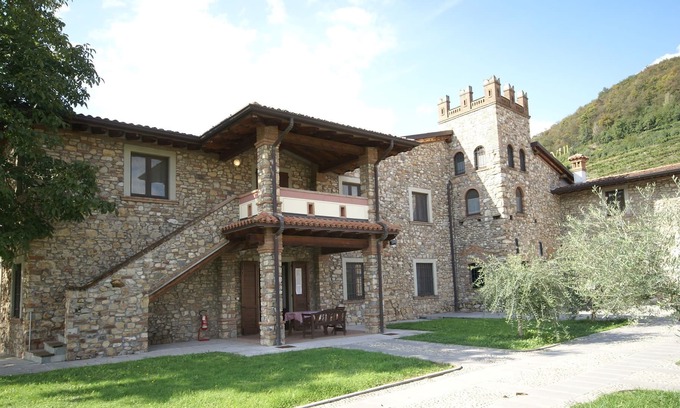 Monticelli Brusati Apartment | Belvilla by OYO Borgo Franciacorta 2