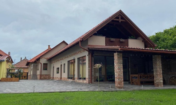 Demjen House | Benige vendégház