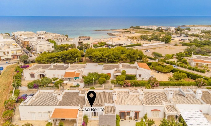 Villanova House | Benny's house - 50 steps from the sea