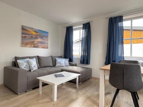 Bensersiel Apartment | Bensersiel Ferienwohnung Pirat mit Terrasse