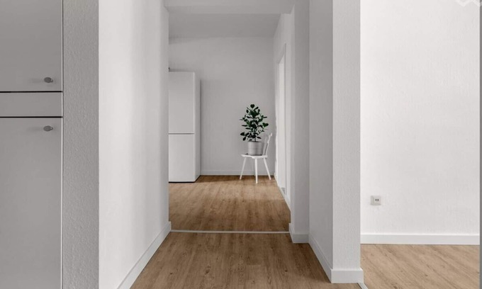Western Ring Area Apartment | #BER02 beautiful 2 room apartment directly at the park