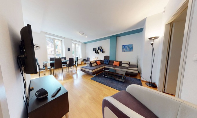 Old Town Apartment | berglas 85m2 city center 3br