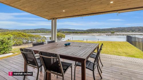 Bermagui House | Bermagui River View - Unit 1,1 Lindo Street 3 bdrm Villa