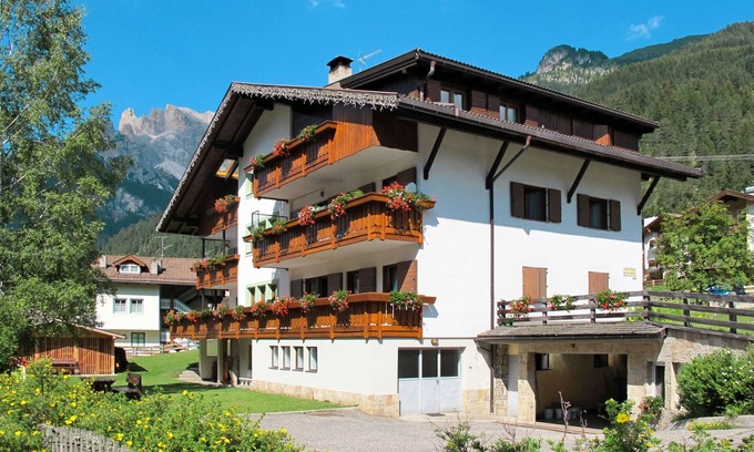 Campestrin Apartment | Bernard by Interhome