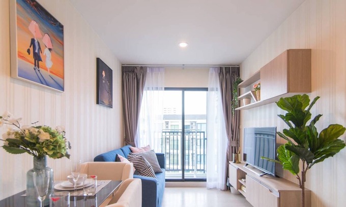 Khlong Toei Condo | Best for 2ppl! WIFI & POOL &GYM closed to BTS - Khet Khlong Toei