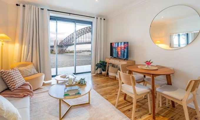 Kirribilli Apartment | Best Harbour Views & location in Sydney