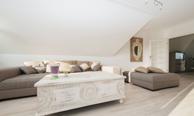 Halstenbek Apartment | Best location 5 stars from DTV conveniently located luxury new