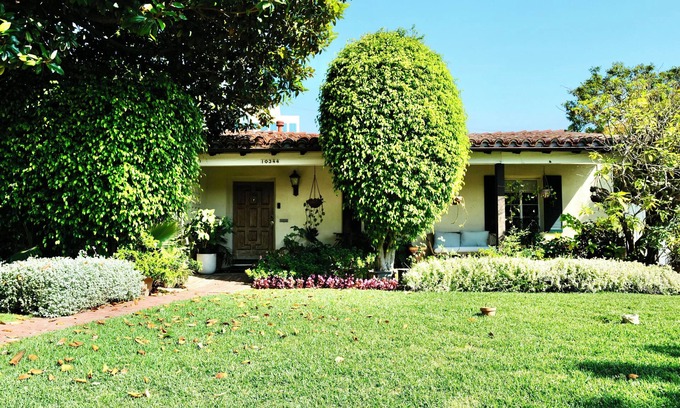 Westwood House | Best location Family house