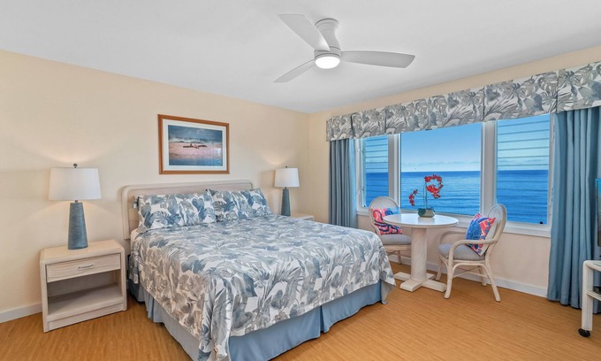 Princeville Condo | BEST LOCATION - Spectacular OCEANFRONT Views from EVERY Room - No Stairs