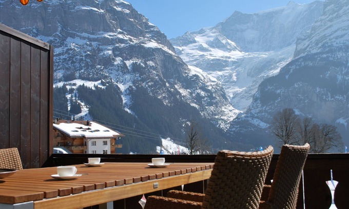 Grindelwald Ski Chalet | Best location Terrassenweg - "Bodmihus 2 persons"