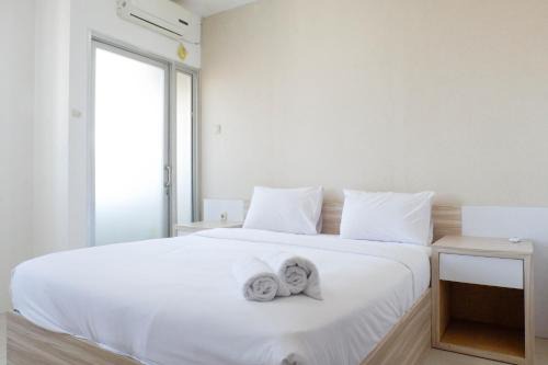 Surabaya Apartment | Best Value 1BR at Twin Tower Apartment By Travelio