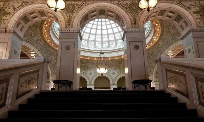 Downtown Chicago House | Best Value, Quality Stay! Pets Allowed, Close to Chicago Riverwalk and The Cove