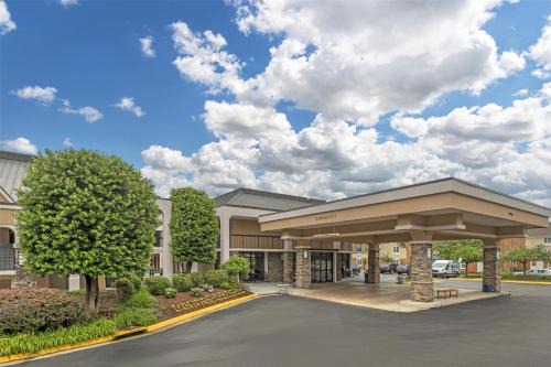 Sterling Hotel | Best Western Dulles Airport Inn