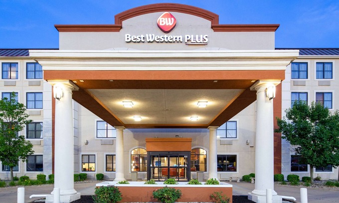 East Peoria Hotel | Best Western Plus Peoria