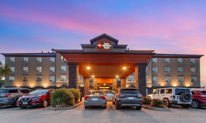 St. Albert Hotel | Best Western Plus The Inn At St. Albert