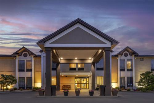 Olean Hotel | Best Western Plus University Inn