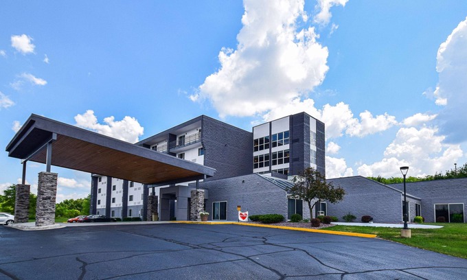 Portage Hotel | Best Western Resort Hotel & Conference Center