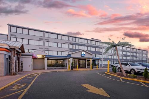 East Brunswick Hotel | Best Western Rutgers University Hotel