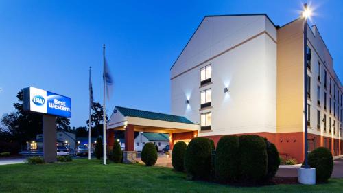 West Springfield Hotel | Best Western Springfield West Inn