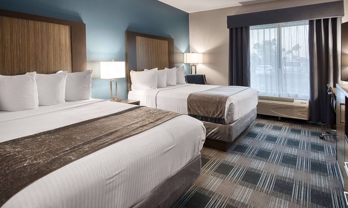 Weslaco Hotel | Best Western Town Center Inn