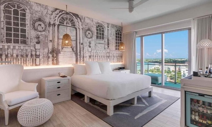 Nassau Hotel | Better Choice for your Vacation! Pools and Water Park! Pets Are Welcome!