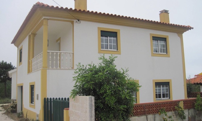 Vale Furado House | Between Nazareth and S. Pedro de Moel