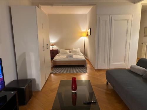 Lausanne Apartment | Between The Lausanne train station and Saint Francois