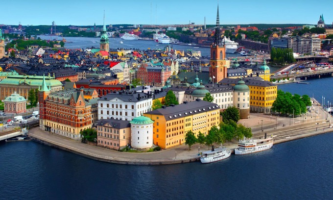 Ursvik House | Between the Pulse of the City & Nature! 6 km from Stockholm and 20m from Nature