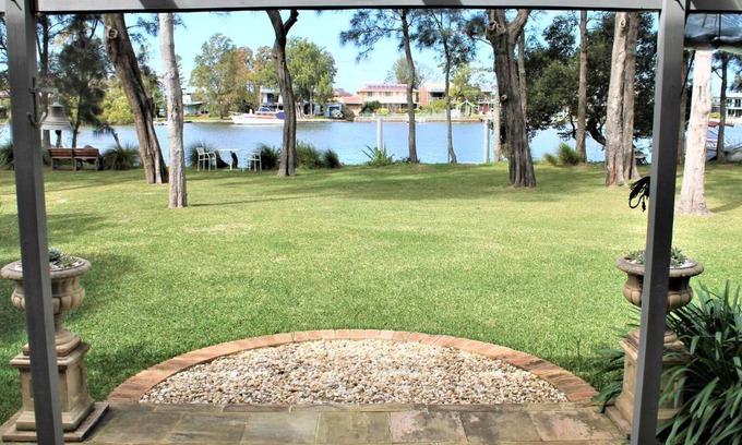 Dora Creek House | Between Waters at Dora Creek