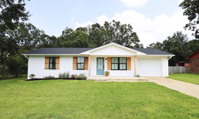 Florida Panhandle House | Beulah Getaway