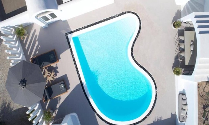 Exo Gialos Villa | BH1017 - C - Villa Santorini