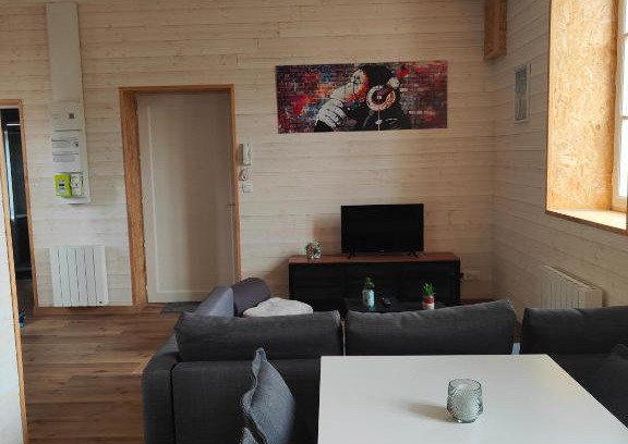 L'Arbresle Apartment | Bienvenue à L'Arbresle et son cœur historique !
