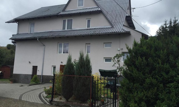 Ustrzyki Dolne House | Bieszczadzka13