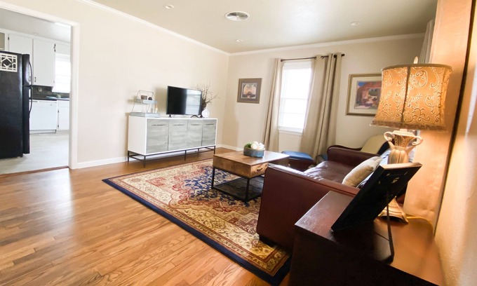 Canyon House | Big backyard and fire pit, close to Canyon Square, WT and the Palo Duro Canyon