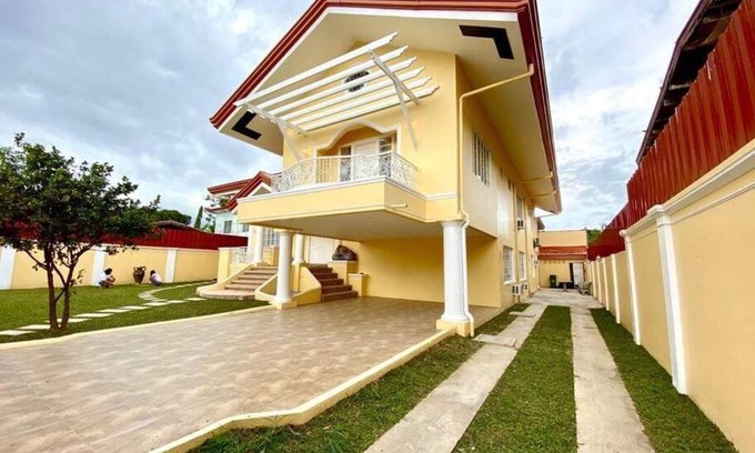 Davao Villa | Big & Elegant w/Nice Location nr SM &Ateneo Matina