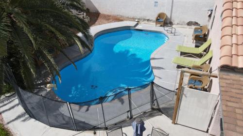 North Las Vegas House | Big Family Retreat with Pool and RV parking