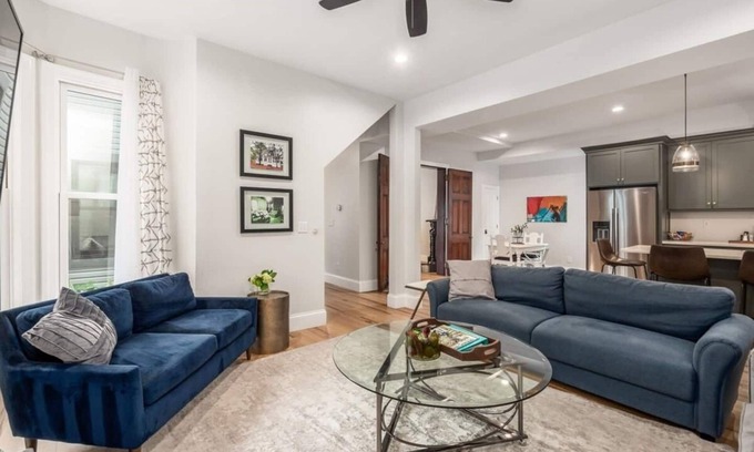 Victorian Village House | Big Grey | 3 Suites | 5 Queens | OSU 1/2mi