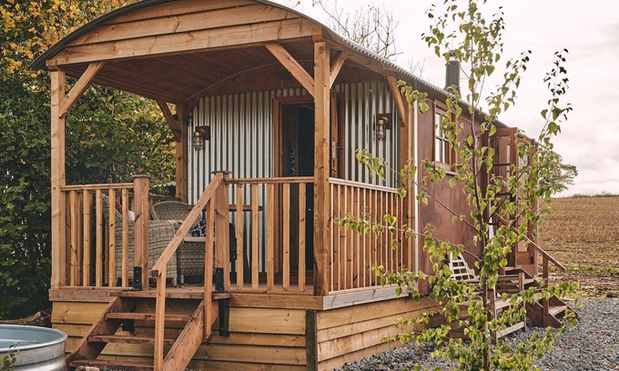 Pembridge Apartment | Big Sky Hideaway - Luxury Cottages